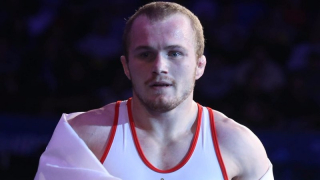 Дубов остана втори на силен турнир по борба в Полша