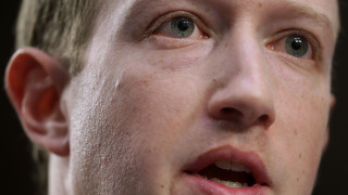 Facebook получи патент да ни подслушва