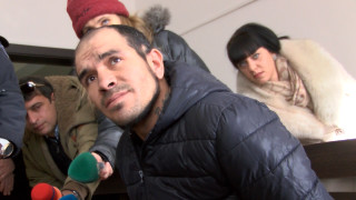 Оставиха в ареста мъжа, нападнал курсанти с брадва