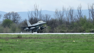 Базата в Граф Игнатиево е готова за F-16, но Запрянов открои друг проблем