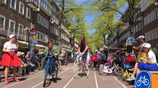 Холандия е известна като държавата на велосипедите където повече от