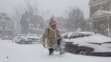 Снежната буря на века скова САЩ