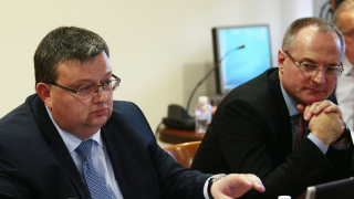 Не правя реклама на Сидеров, разяснява главният прокурор
