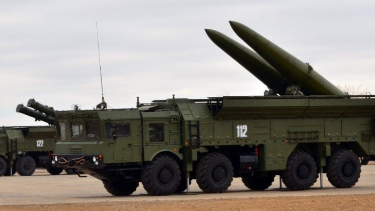 Русия с бойни изстрелвания от ракетния комплекс "Искандер-М"