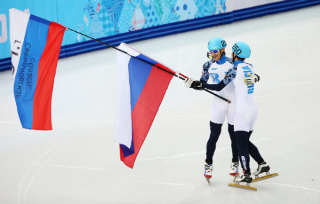 Русия с олимпийски рекорд на 5000 метра шорттрек