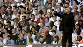 Кристиан Грос се заема с нелеката задача да спасява потъващяи