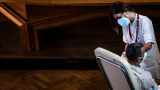 Италия ще поставя само една доза от ваксина на тези