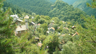 564 села са без население или едноцифрен брой жители