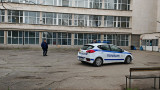 Ученик е с тежки травми след падане от 5 етаж на столична гимназия