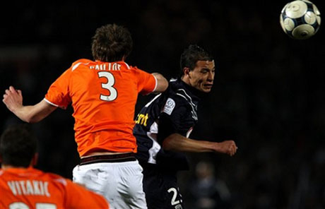 Бордо се издъни у дома срещу Гренобъл