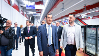 София пуска още 3 км метро това лято