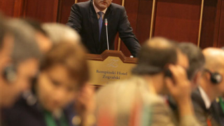  ГЕРБ първо се сраснаха с политиката, после и с властта