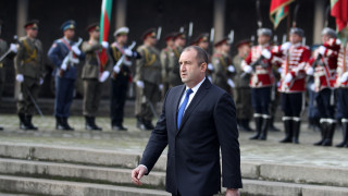 Президентът Радев се радва на около 60% одобрение от българите