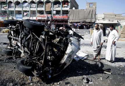 Десетки загинаха при нова серия от взривове в Ирак
