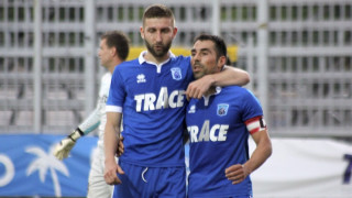 Септември се подсили с класически централен нападател