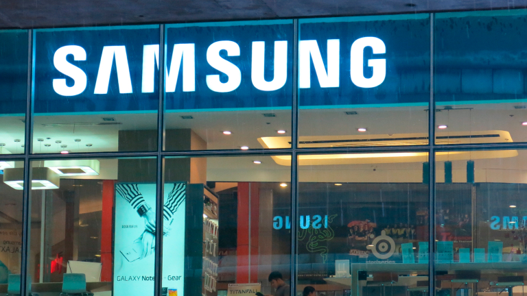Акциите на Samsung поскъпнаха рекордно