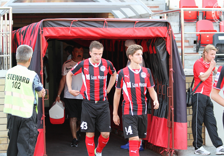 "Българският" Амкар спря лидера