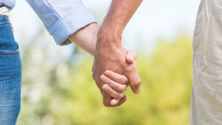 В днешно време възможностите за запознанства и срещи са много