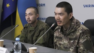 Двамата китайски граждани Чжан Ренбо и Ван Гуандзюн които бяха