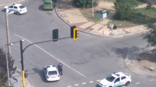 Куфар блокира движението на столичната ул. "Генерал Йосиф Гурко"