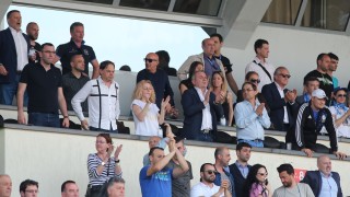 Президентът на Левски Лукойл Тодор Стойков стана на крака