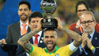 Капитанът на Бразилия Дани Алвеш коментира поражението от Аржентина 0 1
