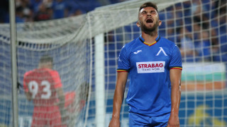 Треньорът на Левски Живко Миланов е дръпнал здраво конско на