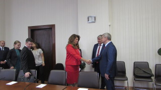 Главният прокурор на Русия Чайка се срещна и с вицепрезидента Йотова