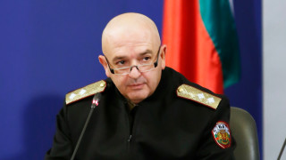 Детските градини остават затворени, Рашидов нападна Боил Банов, Тити Папззов поиска футболния „Левски”...