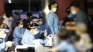 Здравните власти в Южна Корея съобщиха в неделя че са