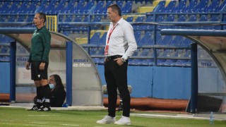 С документи пред УЕФА бяха уредени футболистите на Локомотив Пд Кристиан