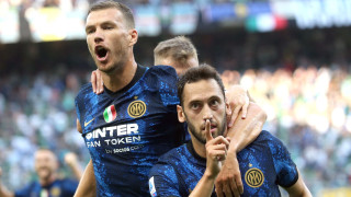 Халфът на Интер Хакан Чалханоглу обясни че е искал ново