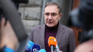Министърът на труда и социалната политика Борислав Гуцанов ще се