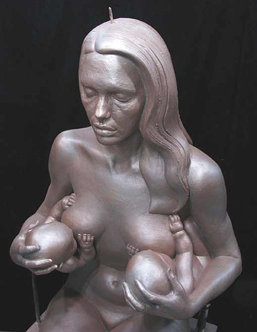 Анджелина Джоли - символ на майчинството и женствеността