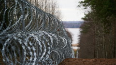 Украйна вдига 2 500 км гранична ограда с Беларус и Русия