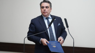 Според финансовия министър в оставка Асен Василев борбата на Агенция