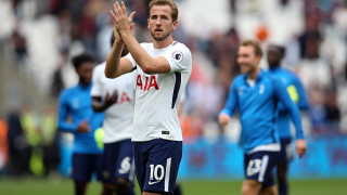 Нападателят на Тотнъм Хари Кейн в типичния си стил