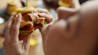 6 храни, които столетниците не ядат