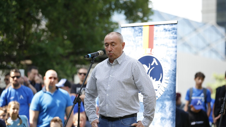 Станимир Стоилов: Всички заедно успяхме да дадем малко надежда и вяра на левскарите