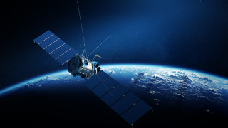 Южнокорейският разузнавателен сателит установи връзка с наземната станция