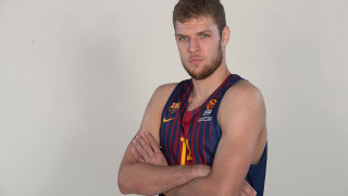 Най добрият ни баскетболист Александър Везенков очаквано бе похвален и