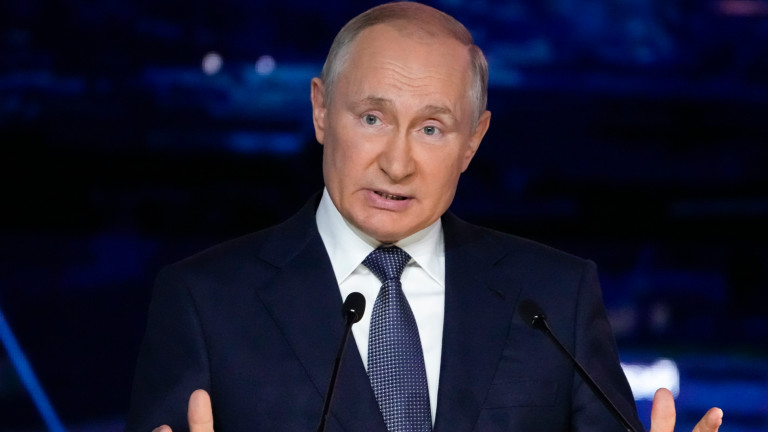 Путин се надявал талибаните да се държат "цивилизовано" в Афганистан