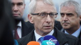  Денков загатна, че може и да желае оставката на здравния министър 