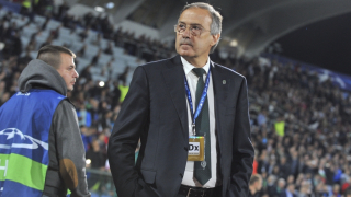 Вълнуващ и труден за подражание Готов да се изправи срещу