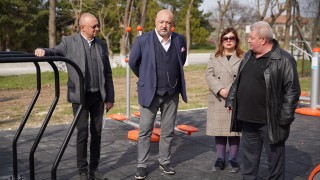 Водачът на листата на ГЕРБ СДС и министър на младежта и