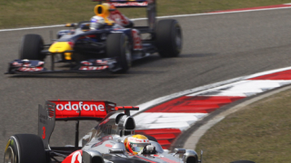 Хамилтън най-бърз на първата тренировка