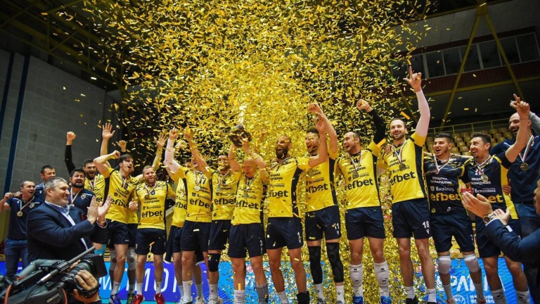 Иван Иванов и Тодор Алексиев поемат Хебър