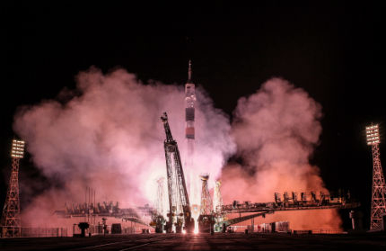 "Союз ТМА-08М" се скачи с МКС за рекордно кратко време