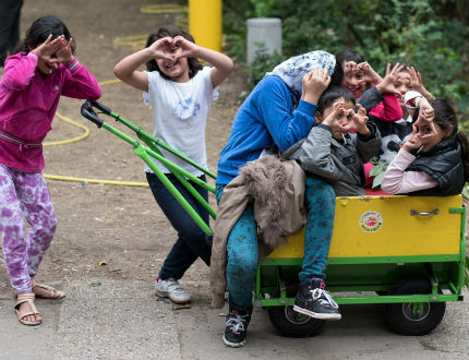 Хиляди деца бежанци без придружител - новият голям проблем пред ЕС