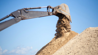 Жители на столичния квартал Овча купел недоволстват от незаконно строителство